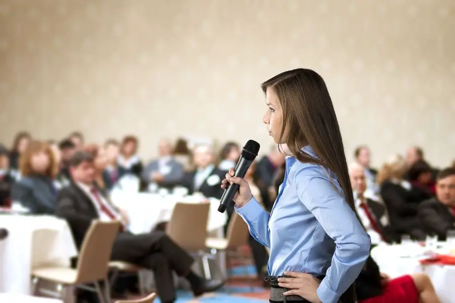 Ready to Get In Front of a Crowd? Here’s How to Get Speaking Engagements
